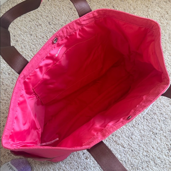 NWT Daily Multi Pocket Tote - Picture 6 of 7